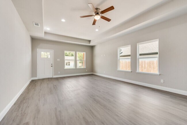 Foto del edificio - 3012 Silver St