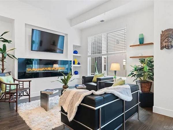 Foto principal - 3038 Wilson Ct