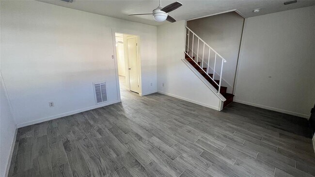 Building Photo - 11439 Beechnut St