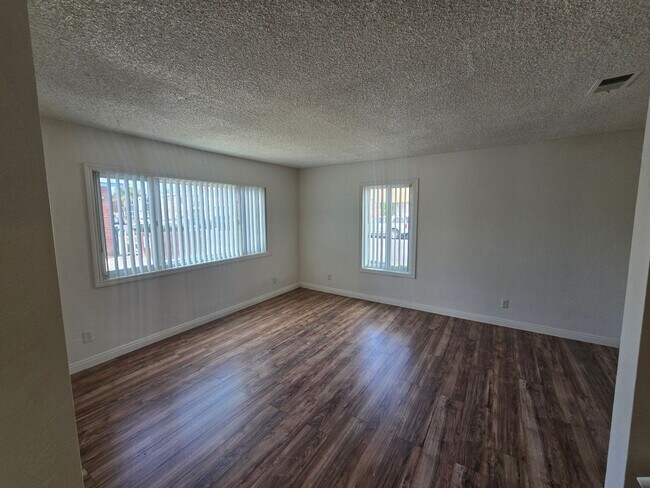 Building Photo - Nashville222