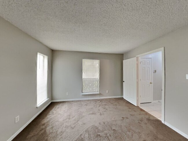 Foto del edificio - No App Fee. $500 Off 1st Months Rent with ...