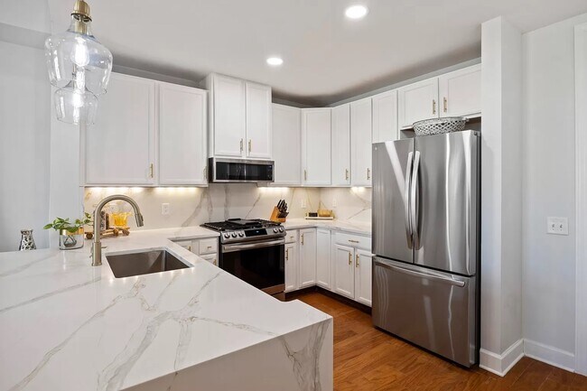 Photo - 125 Pier View St Apartment