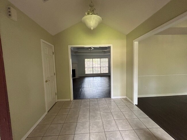 Building Photo - Call Tonia Rollins (501)626-9917