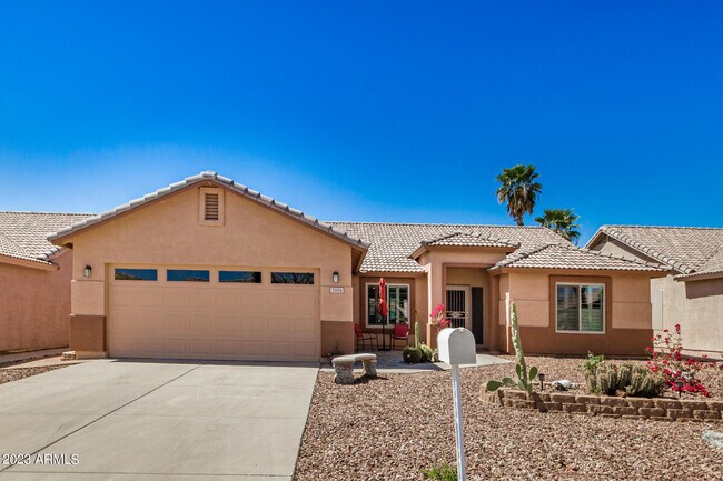 Building Photo - 7004 S Russet Sky Way