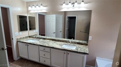 Building Photo - 6842 Feral Dove St