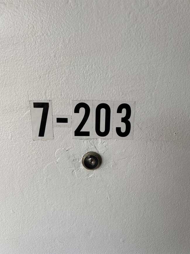 Building Photo - 2050 Oleander Blvd