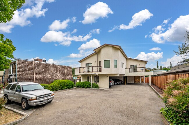 Foto del edificio - 1609 B St