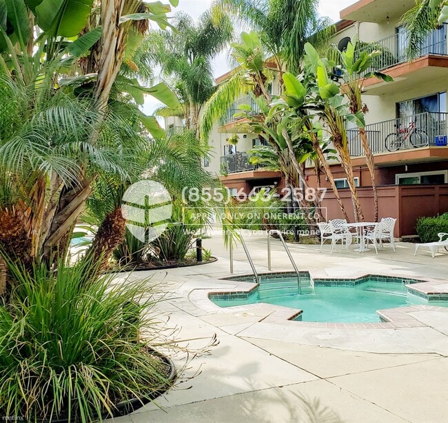 400 N Acacia Ave Unit B21, Fullerton, CA 92831 Condo for Rent in