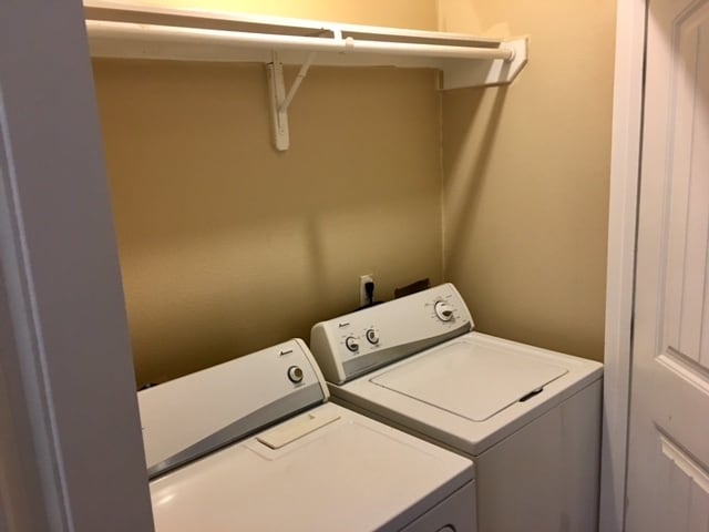 Building Photo - 1803 S Juniper St