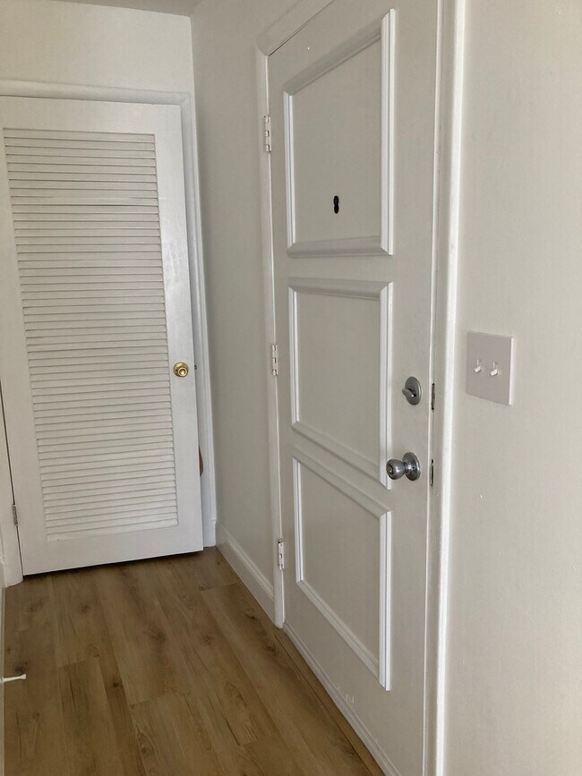 Foto del edificio - 419 Ocean Ave