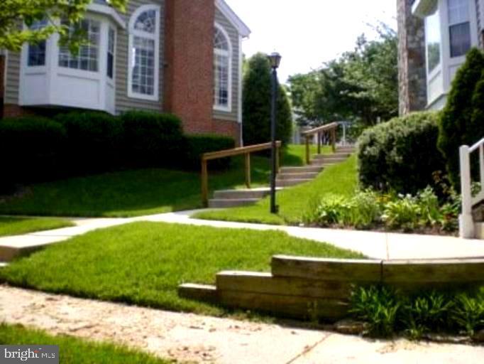 332 Overlook Dr, Occoquan Historic District, VA 22125 Townhome