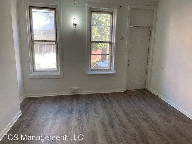 Building Photo - 2 br, 1 bath House - 3038 Collins St