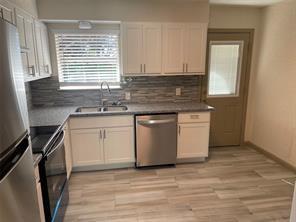 Foto del edificio - 9533 Dixie Ln
