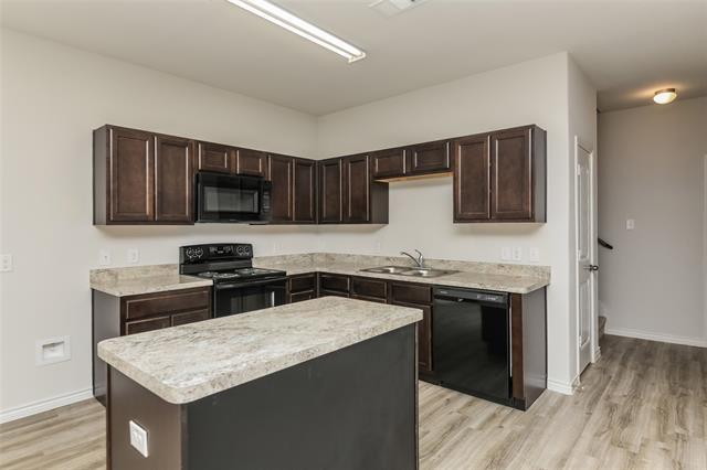 Foto del edificio - 2804 Redhead Pl