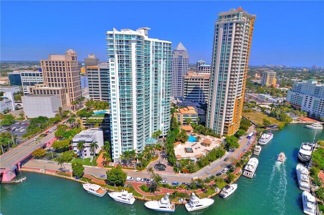 Foto del edificio - 347 N New River Dr E