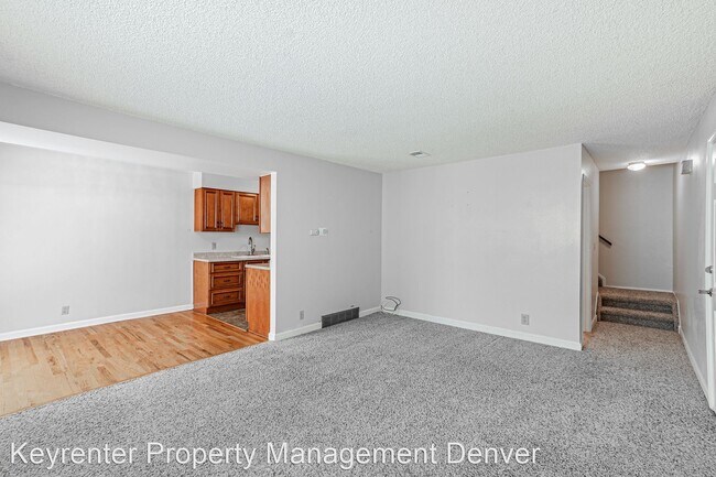 Building Photo - 2 br, 1.5 bath House - 9864 Orangewood Dr.