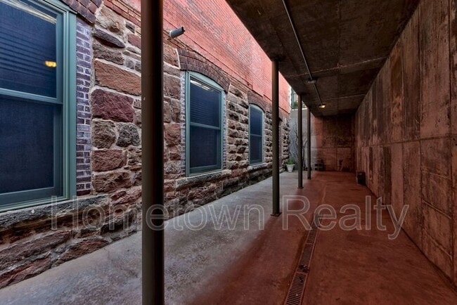 Building Photo - 124 W Oklahoma Ave