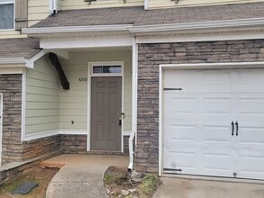 Building Photo - 4209 High Park Ln