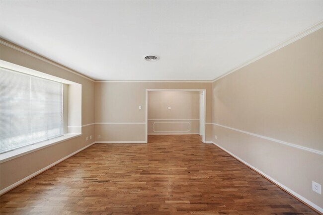 Foto del edificio - 4406 Rosebay Dr