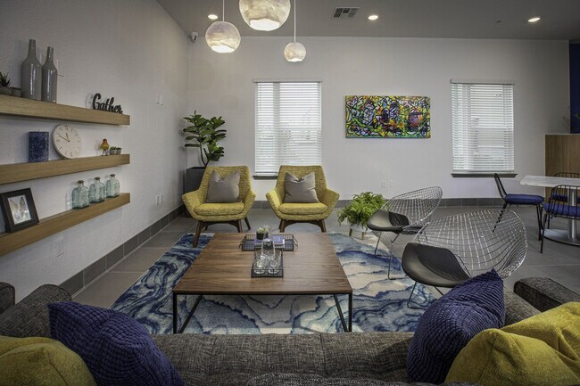 Foto del edificio - Parramore Oaks Phase II