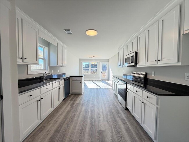 Foto del edificio - 106 Charlie Wy