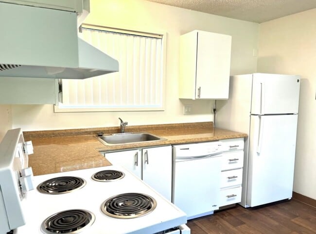 Photo - 4550 SW Murray Blvd Apartment