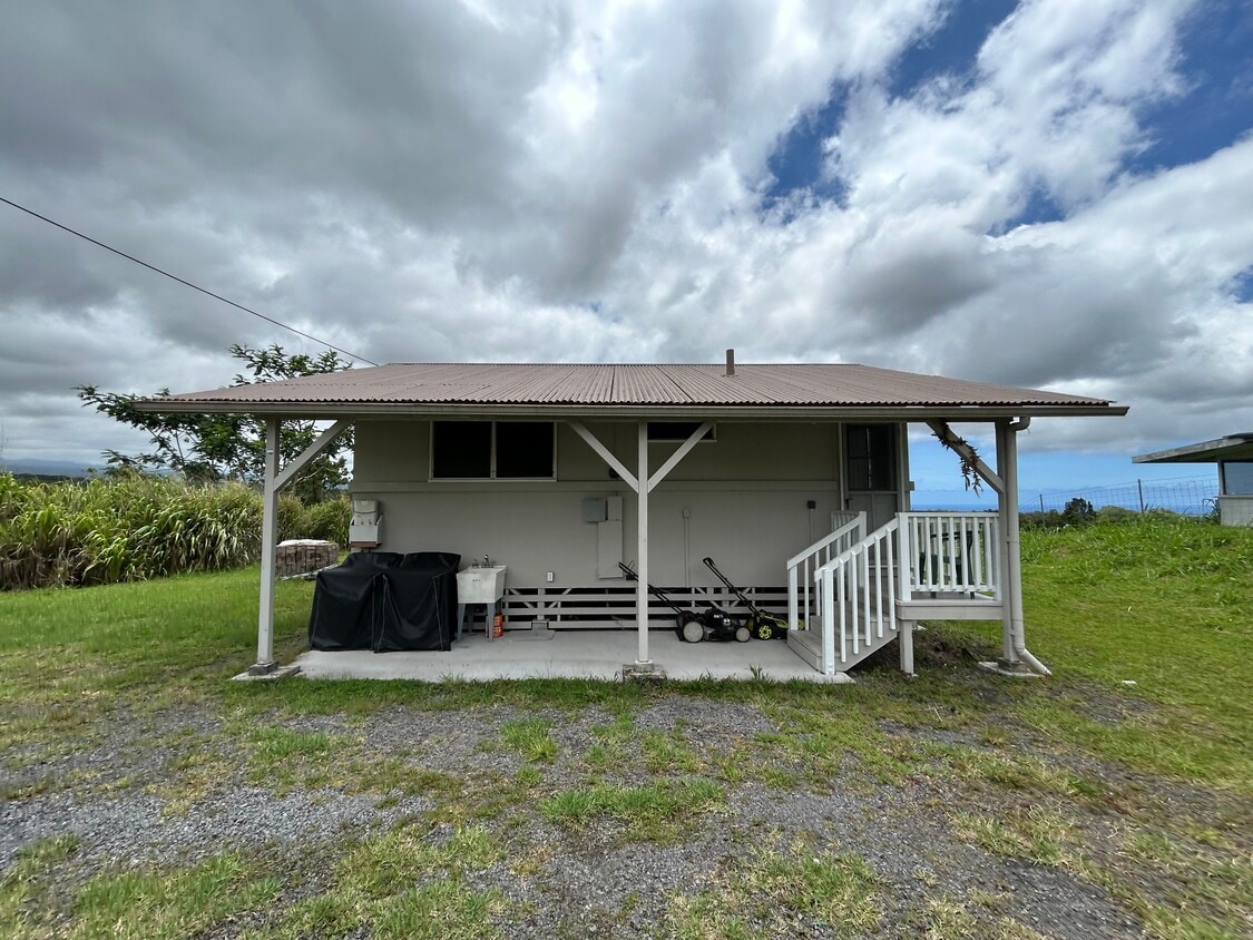 Primary Photo - 1545B Ainaola Dr