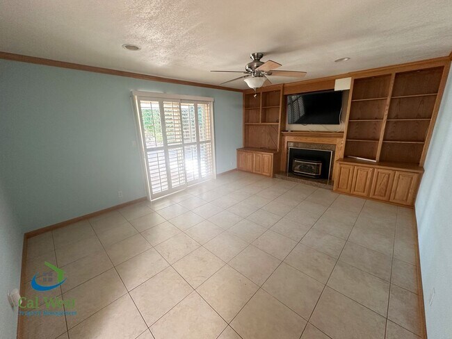 Foto del edificio - $4795 - South San Jose 4Bd / 2 Ba Single F...