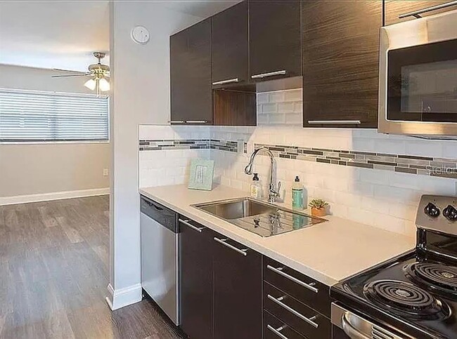 Foto del edificio - 3102 W San Juan St