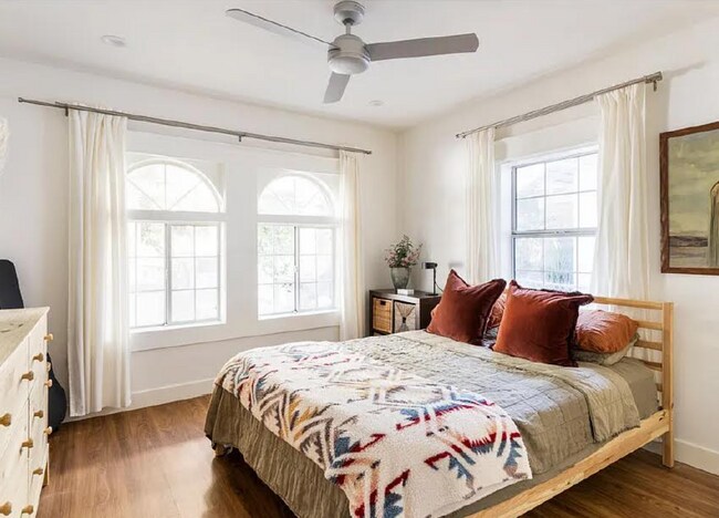 Dormitorio 1 - 3538 London St