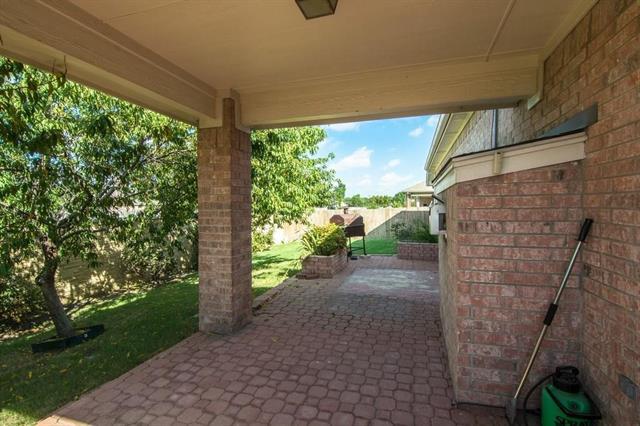 Foto del edificio - 5817 Ozark Dr