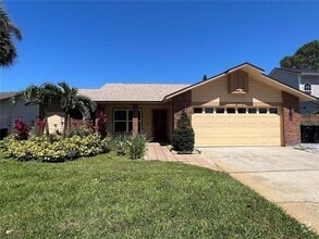 Building Photo - 9930 Chesham Dr
