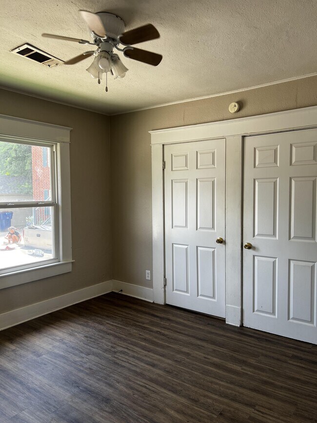 Foto del edificio - 813 N 48th St