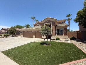 Building Photo - 1234 W Remington Dr
