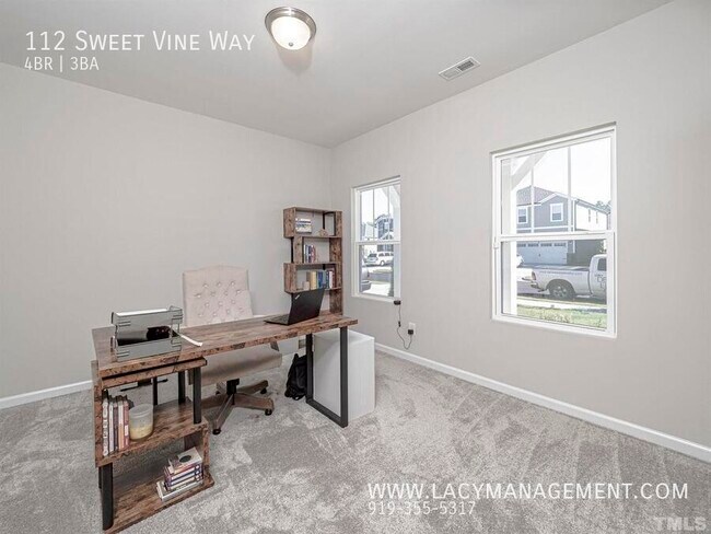 Building Photo - 112 Sweet Vine Wy