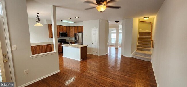 Building Photo - 20622 Glenmere Square