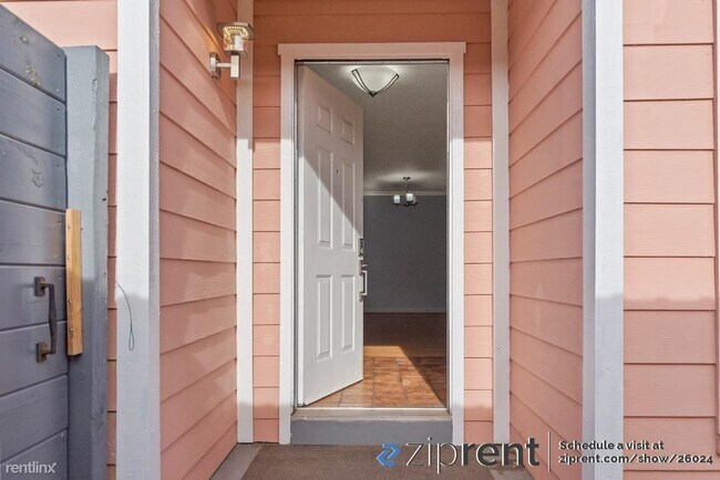 Foto del edificio - 3 br, 2 bath House - 4021 Minuet Cir, El S...