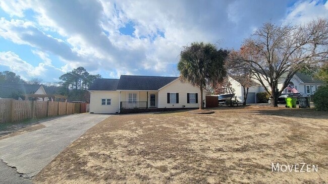 Building Photo - 903 Balfoure Dr