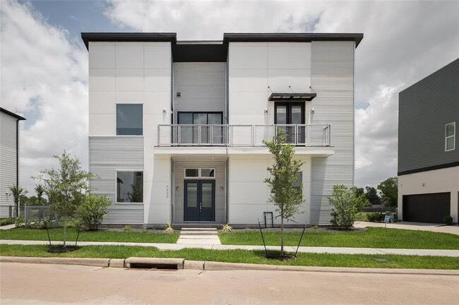 Foto principal - 9805 Nelson Falls Ln