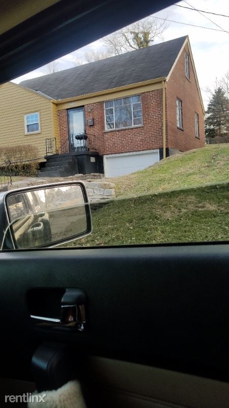 Foto del edificio - 3 br, 2 bath House - 3955 Standish ave