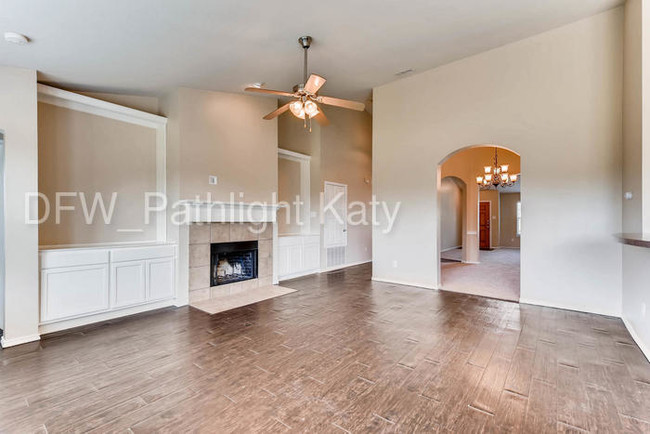 Building Photo - 105 Freedom Trail , Forney , TX , 75126