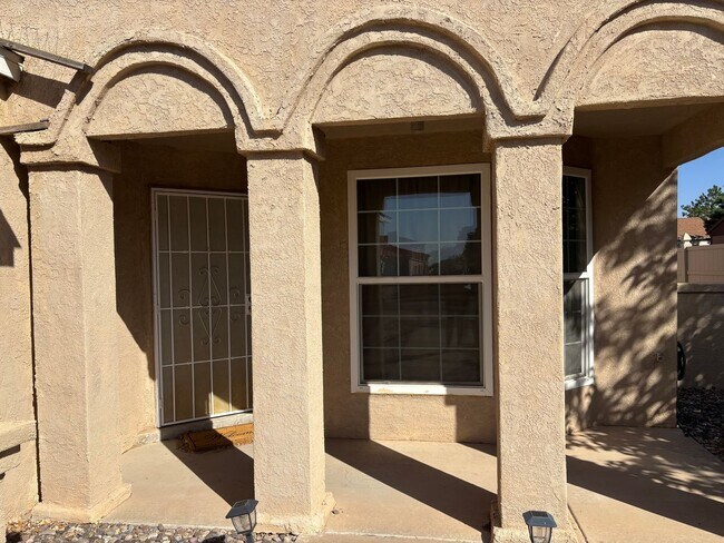 Foto del edificio - Charming 2 Bed, 2 Bath Home in Rio Rancho