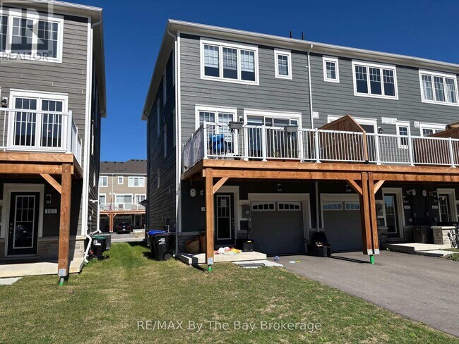 Building Photo - 103 Surf Dr