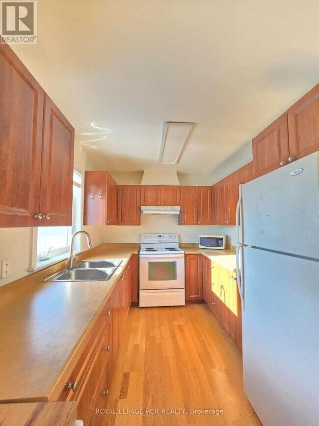 Photo du bâtiment - 341 Queensville Sideroad