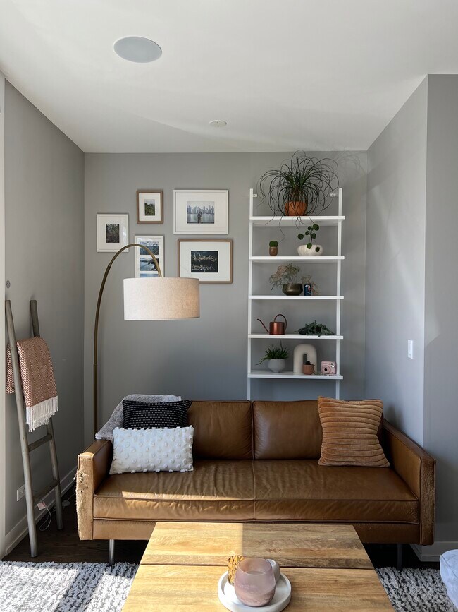 Sala de estar - 1534 W Cortez St