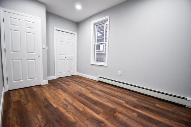 Foto del edificio - 17 Troy St