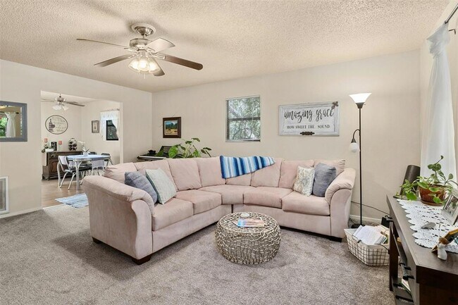 Foto del edificio - 3805 Lone Man Mountain Rd