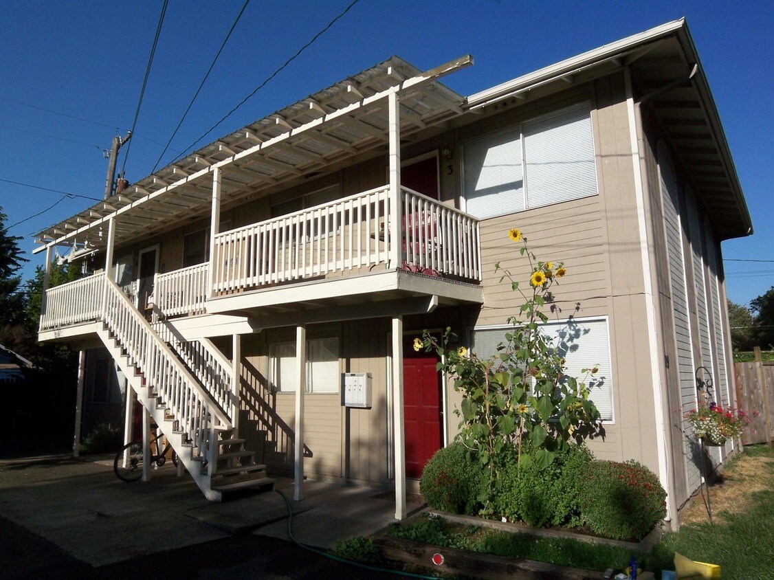 Primary Photo - 1 bedroom in Eugene OR 97402
