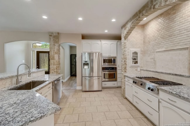 Building Photo - 471 Rose Blossom Loop