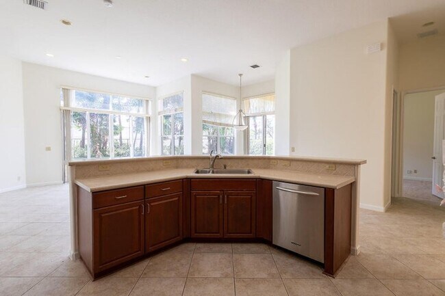Foto del edificio - 6428 Garden Ct
